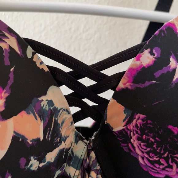 Torrid Curve Black Floral Bra Size 42 DDD - Picture 3 of 8